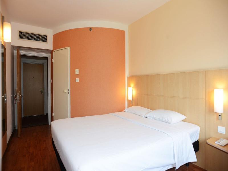 Ibis Shanghai New Internation Expo Center Lianyang Hotel Exterior foto